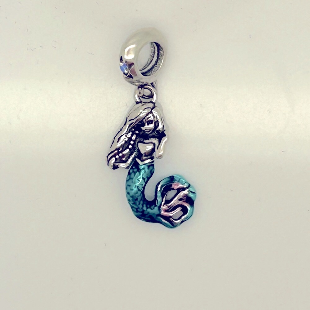 🧜🏾♀️ Little mermaid charm - Picture 1 of 1